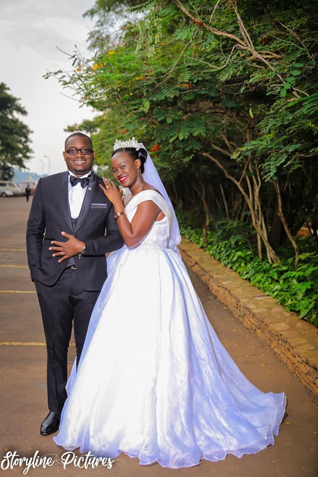 Andrew weds Diana - Mikolo