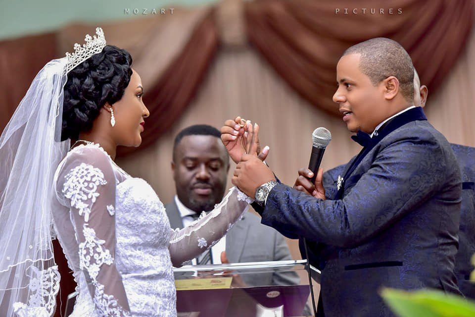 Photos From Ramo and Mitchell?s Christian White Wedding