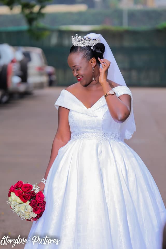 Andrew weds Diana - Mikolo