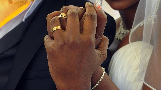 Professional Shares Ways to Pick the Perfect Wedding Ring