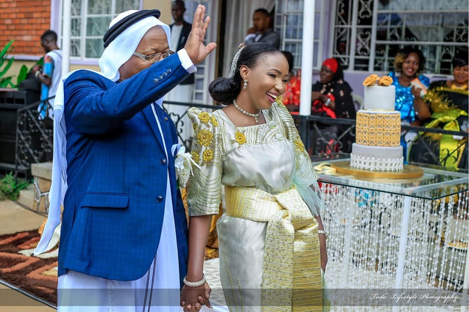 Dellah introduces Magogo - Mikolo