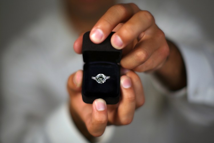 12 Signs You're Ready To Get Engaged