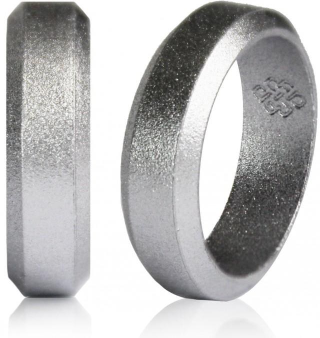 Be Bold,Be Confident, Stand Out With Silicone Wedding Rings.
