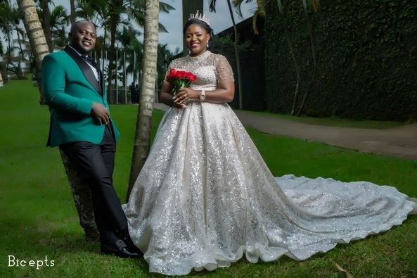 Eddy Kenzo gifts Manager with a brand new house at his wedding