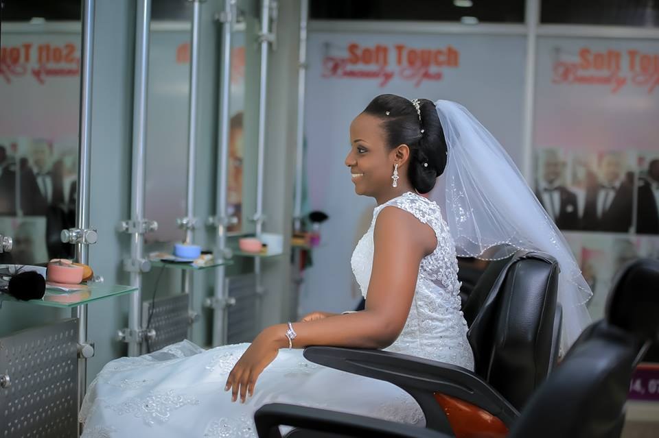 Bride in salon - Mikolo