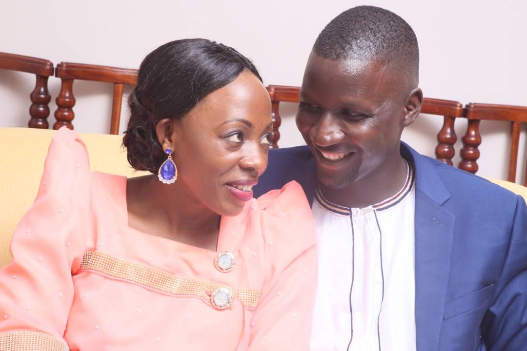 Smiles, Love And Ecstasy As Alex Makes First To Victoria?s Home