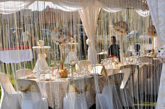Jamelia Displays Class And Experience In Decor At Rony And Jenns Wedding Reception At Fairway Hotel