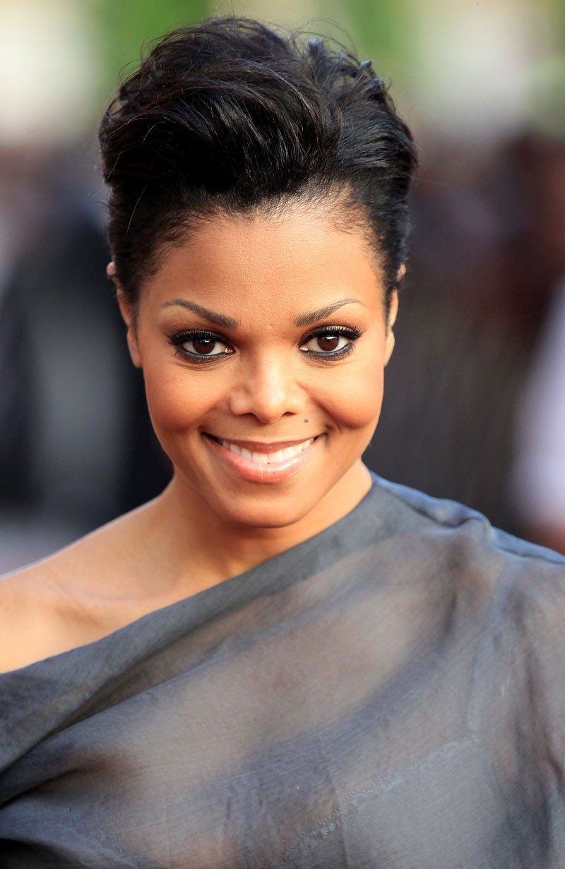 19 Genius Styling Ideas Just for Short Hair
