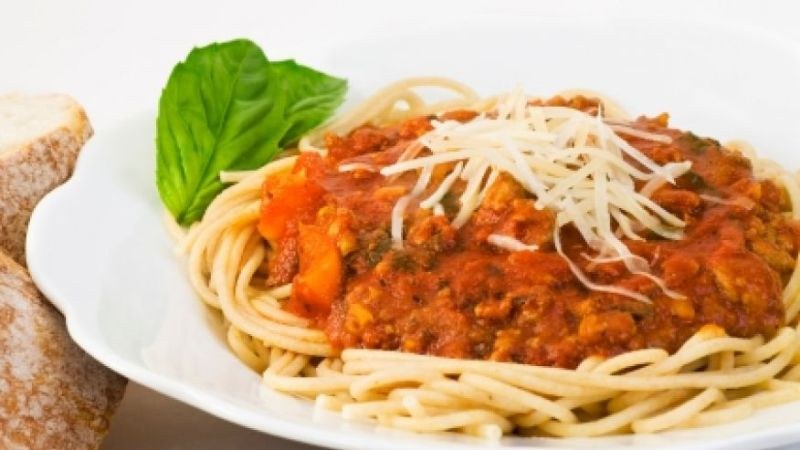 10 Foods to Never Eat Before Sleeping