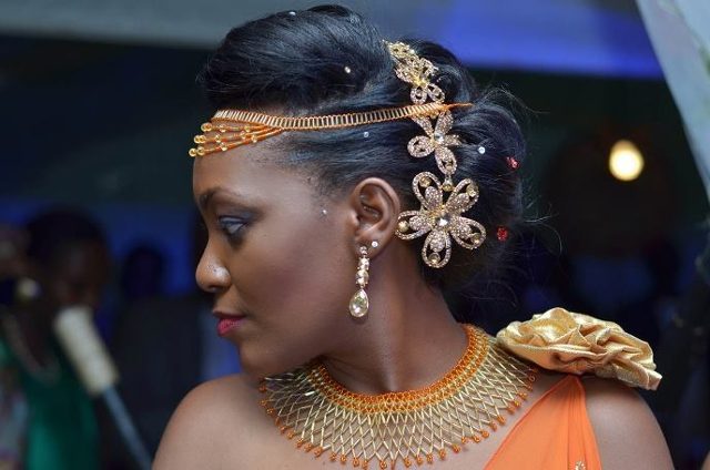 10 pieces of advice for ensuring you have beautiful hair on your wedding day.