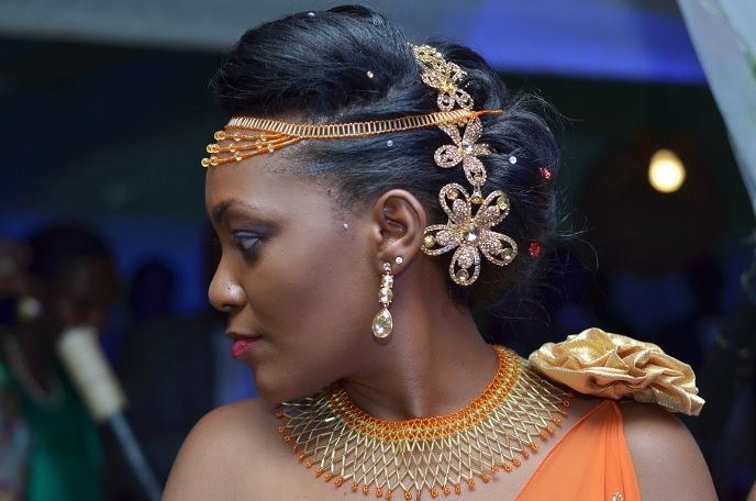 10 pieces of advice for ensuring you have beautiful hair on your wedding day.