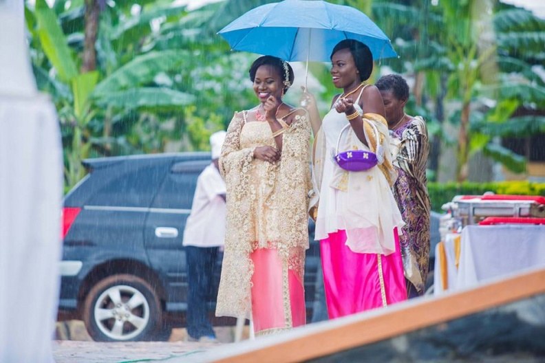 Even The Rain Did Not Kill Their Happiness-Brian and Doreen's Introduction.