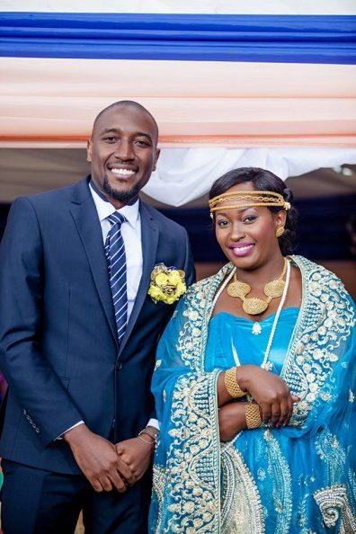 PHOTOS--Diana Introduces Aloysius In A Totally Colourful "kihinjira"!