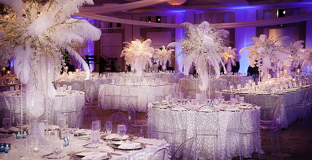 ESSENTIAL TIPS FOR BEAUTIFUL WEDDING RECEPTION CENTERPIECES