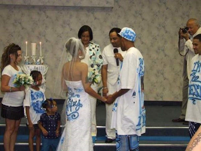 15 Hilarious Wedding Photo Fails 2015