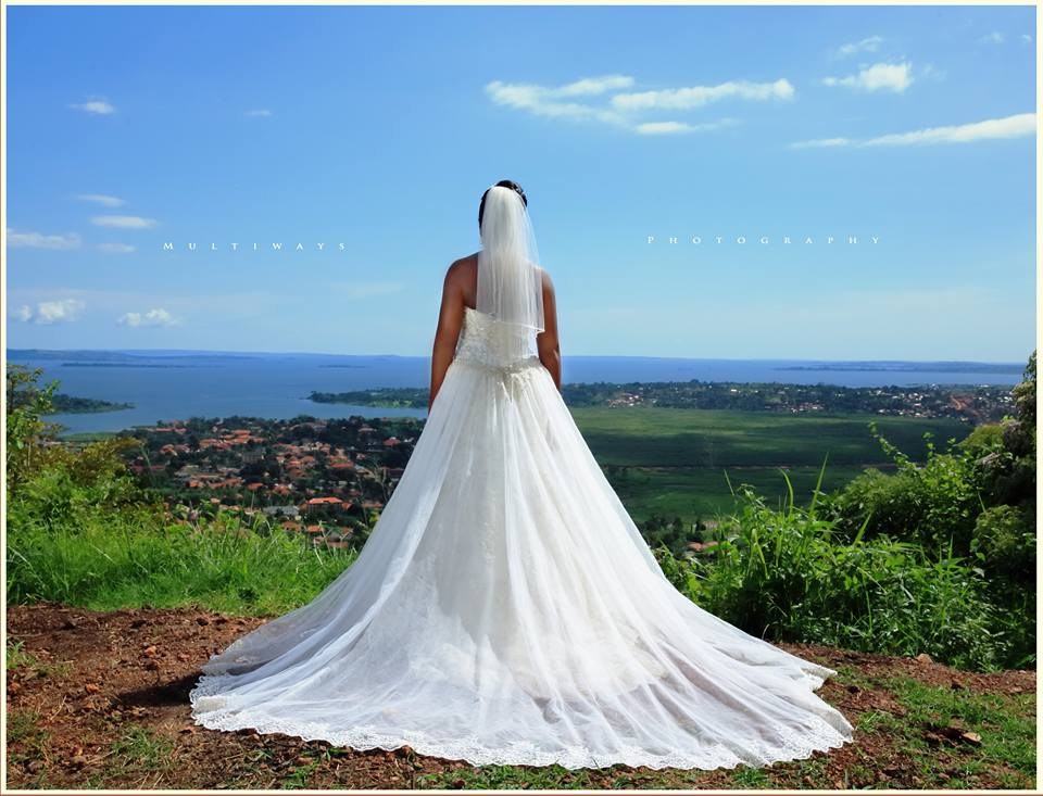 Are You Wedding Dress Shopping? Here Are 10 Misconceptions You Shouldn't Believe