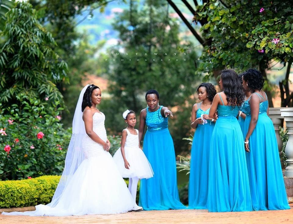 Looking For Your Bridemaids' Dresses? Here is your Ultimate Guide