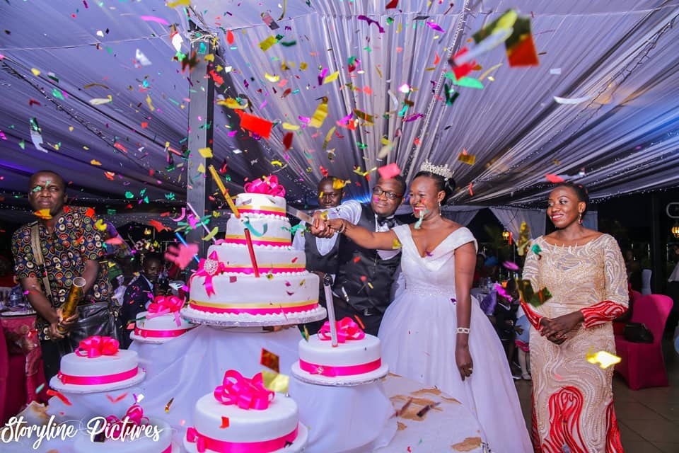 Andrew weds Diana - Mikolo