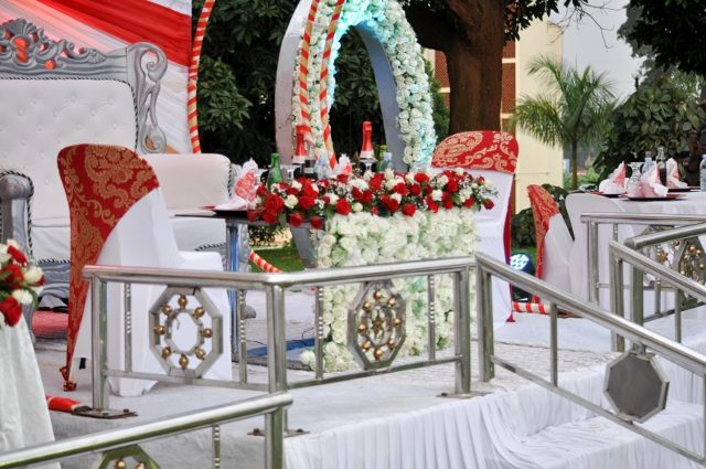 Must See: Jonathan and Phiona's Sparkling Wedding Decor That Wowed Guests
