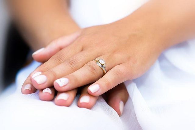 8 of the Hottest Bridal Nails for Your Wedding Day