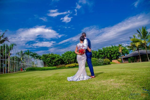 Steven weds Elizabeth