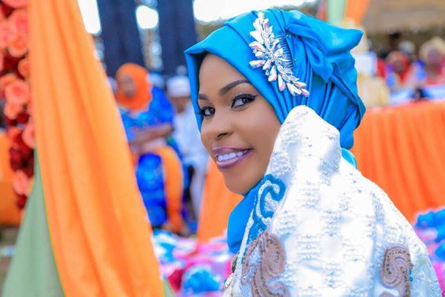 Shadia looked amazing with Dazzle makeup