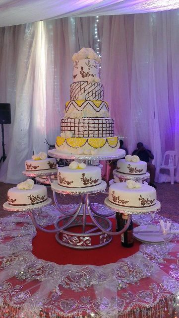 Kanyonyi cakes