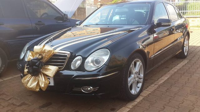 Ride in a Classic Mercedes Benz on your Special Day