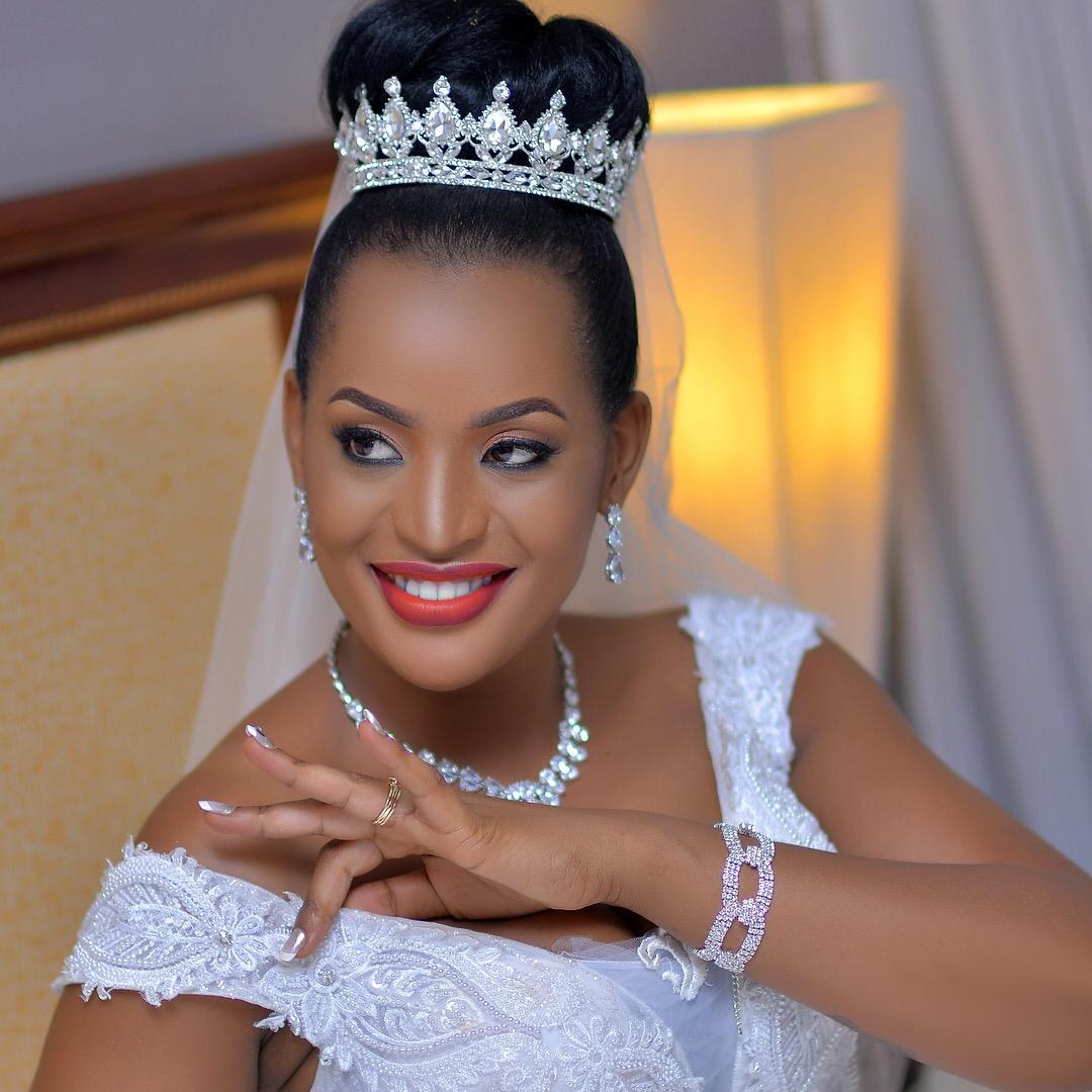 Nayha Makeup bride - Mikolo