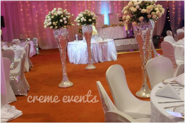 White and silver Wedding Decor theme