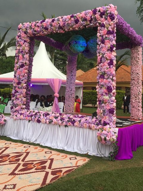Charlie and Barbara's introduction decor