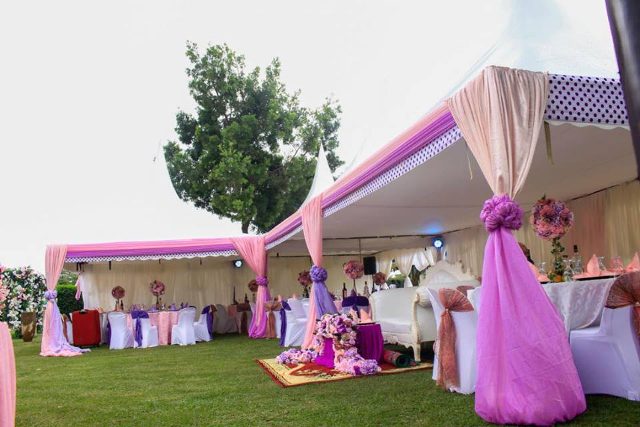 Charlie and Barbara's introduction decor