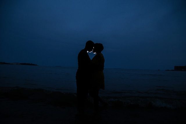 Late evening pre-wedding photo shoots covered by Solvers
