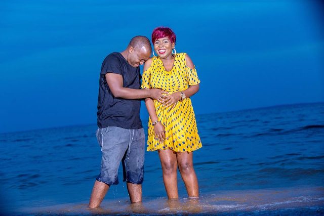 Beach pre-wedding photography by Solvers