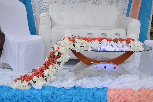 Wedding high table decorations by Jari Events & Confectionary