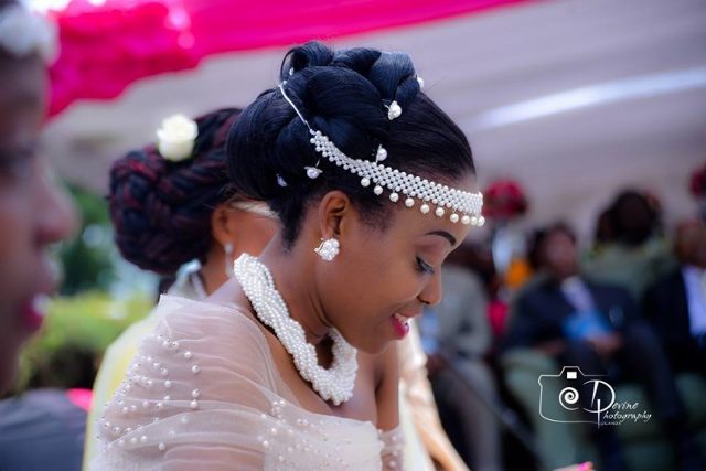 A beautiful Ugandan bride at her Kuhingira