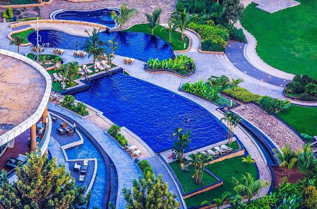 How about a pool party at the #PearlofAfricaHotel