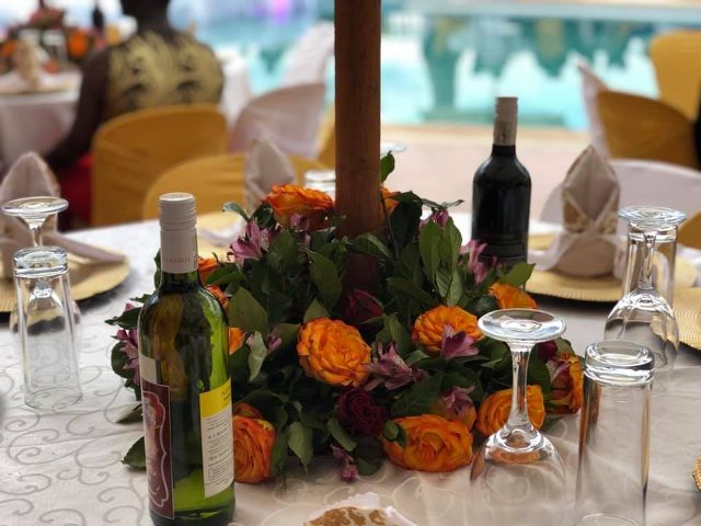 David and Liz's wedding decor at Nican Resort Hotel