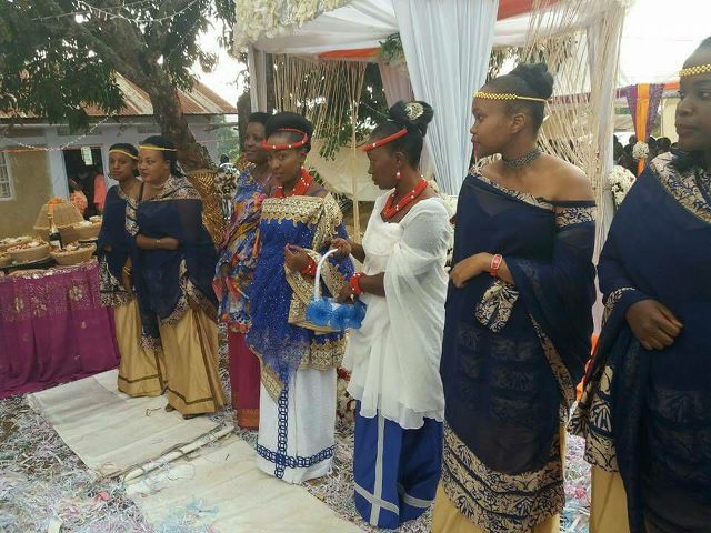 Western attires for Brides, Matron and brides maids(jewelry)