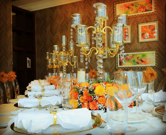 Glass white and Gold theme