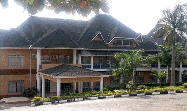 J&M Airport Road Hotel