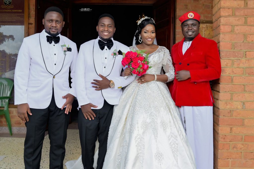 Jackson weds Grace via mikolo